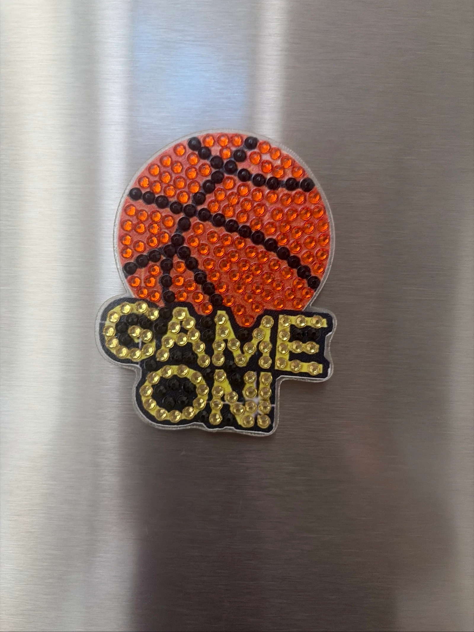 Magnet basket
